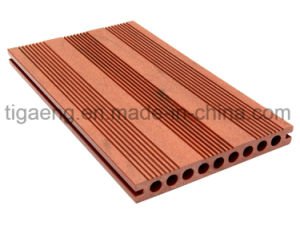 &Eacute;tage r&eacute;sistant de la glissade WPC DIY de surface de nature pour la cour de jeu de b&eacute;b&eacute;