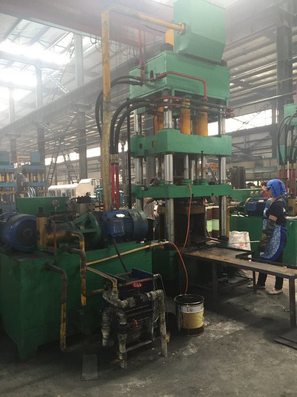Yq28-200/300 Hydraulic Presser for LPG Cylinder Production