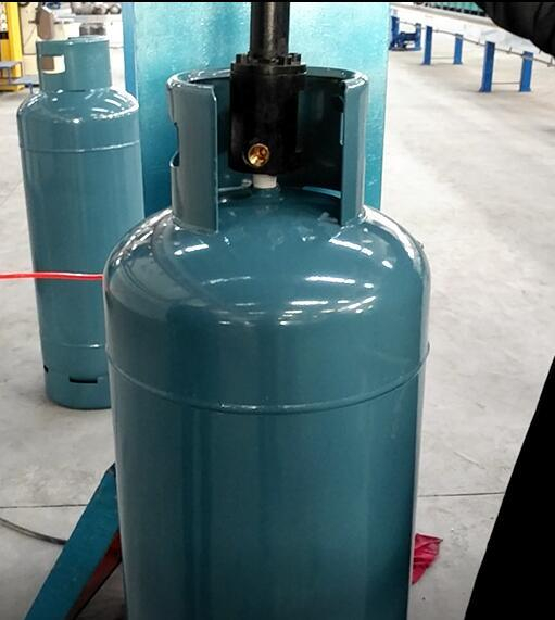 LPG Cylinder Valve Mounting and Dismounting Machine
