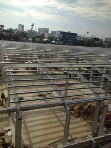 El marco de acero estructura las estructuras de acero constructivas del almac&eacute;n