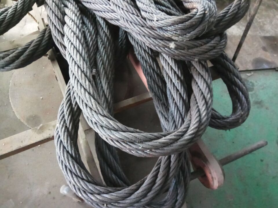 圆股钢丝绳