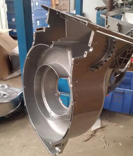 Aluminum die casting for moto cover Part weight: 1kg