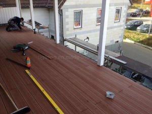 Decking de WPC/rev&ecirc;tement de mur/planche compos&eacute;e en bois d'&eacute;preuve de l'eau de Vinyle