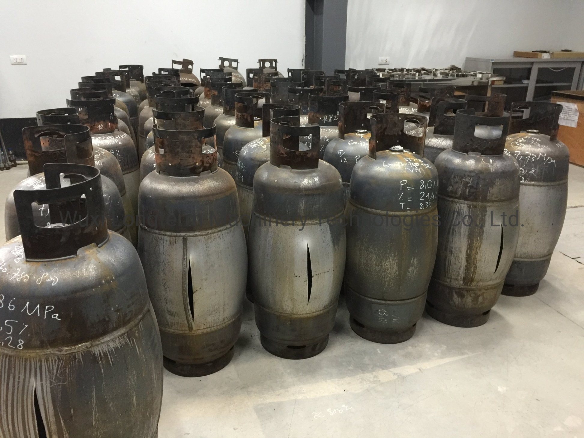 6 and 12kg Composite Empty LPG Gas Cylinder Manufacturers Sold to Nigeria
