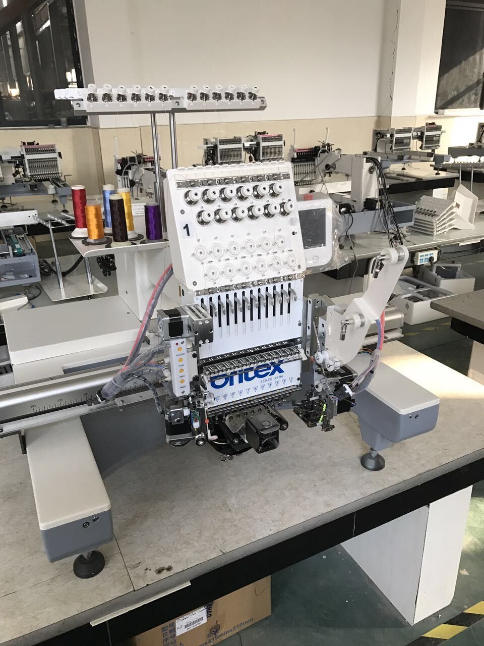 800*500 Sequin Embroidery Device on 12 Colors Single Head Embroidery Machine with Dahao system Br-1201s