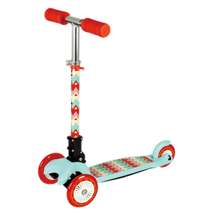 Foldable tri-wheel scooter