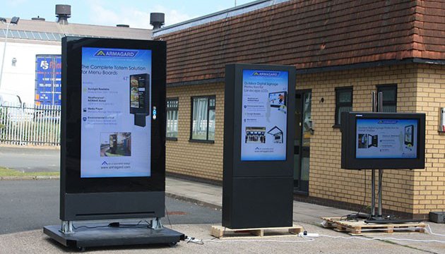 outdoor digital display board