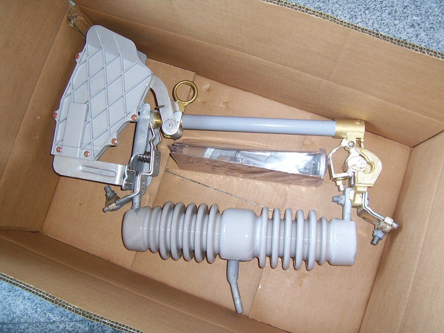 V Type D Fuse 36kv