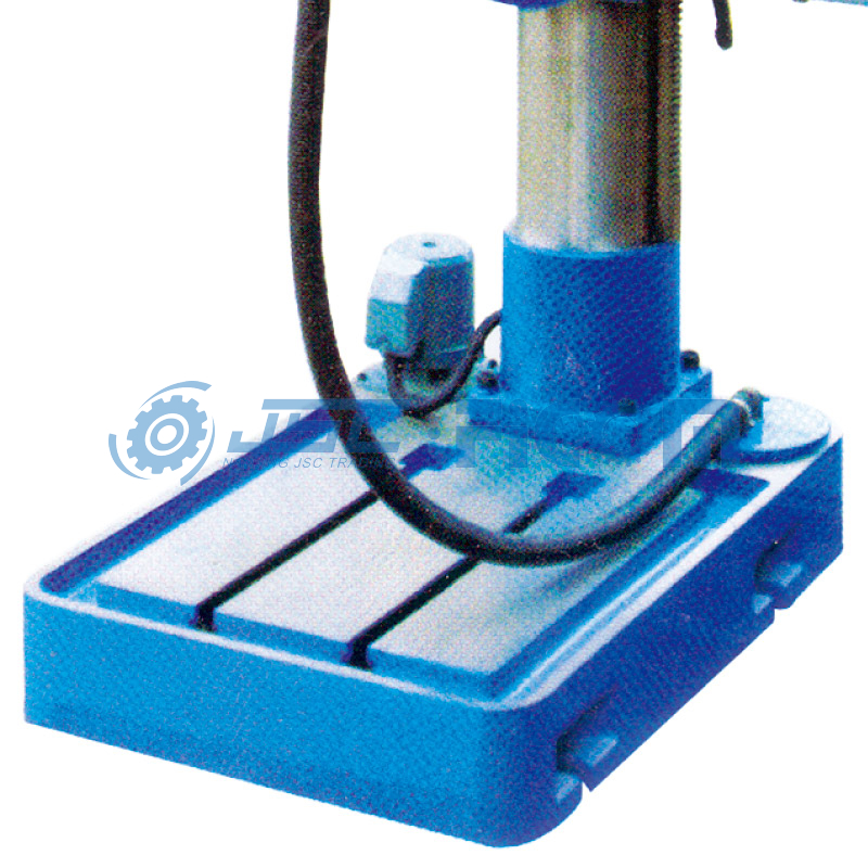 DM5040 Drilling Machine