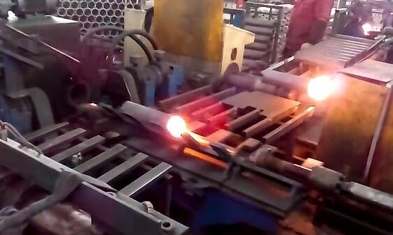 CNC Gas Cylinder Bottom Hot Spinning Necking Machine with for High Pressure Vessel Manufacturing
