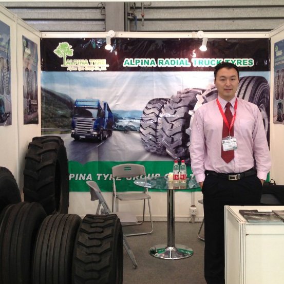 Neumáticos de Alpina en la demostración 2013 del neumático de Essen Shangai