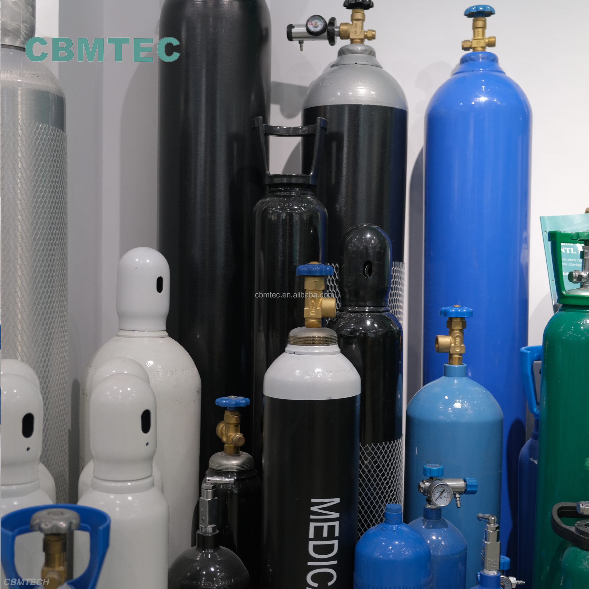 40L O2 Gas Cylinders with Valve Guards