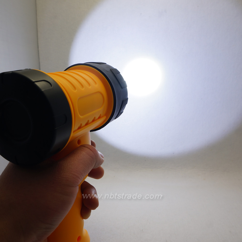 1000 Lumens Waterproof Handheld Spot Light with Red Filter 