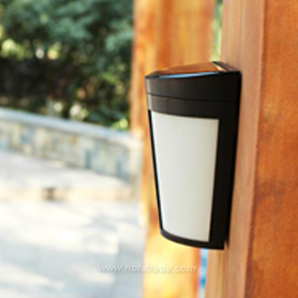 Color Changing Solar LED Wall Lamp Fence Lights 