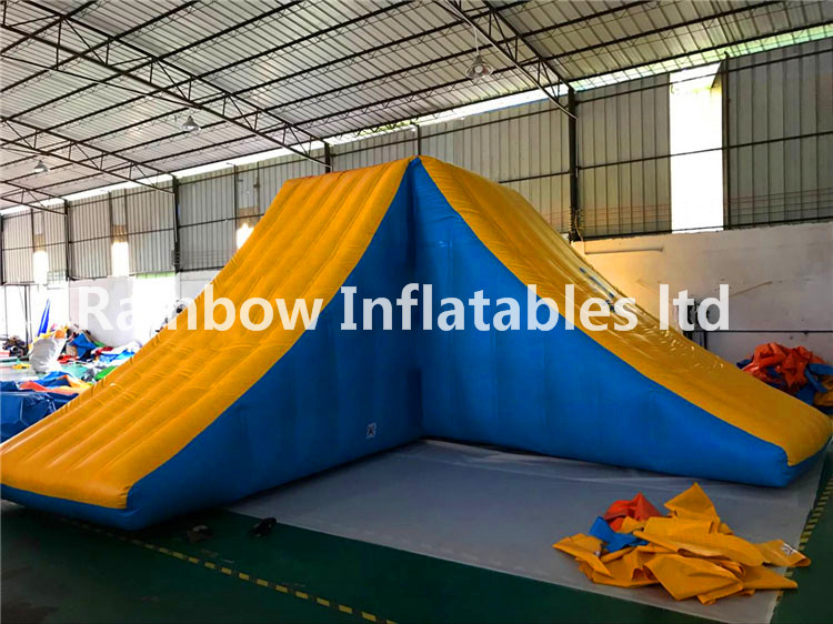 RB32055（9x9x3m）Inflatables water game