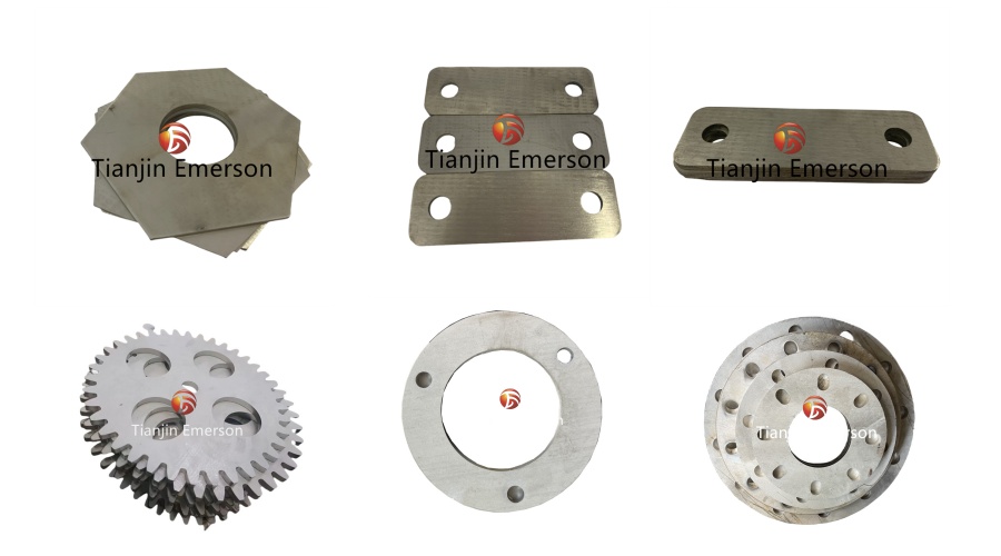 Laser Cutting Metal Parts Taglio laser di parti metalliche