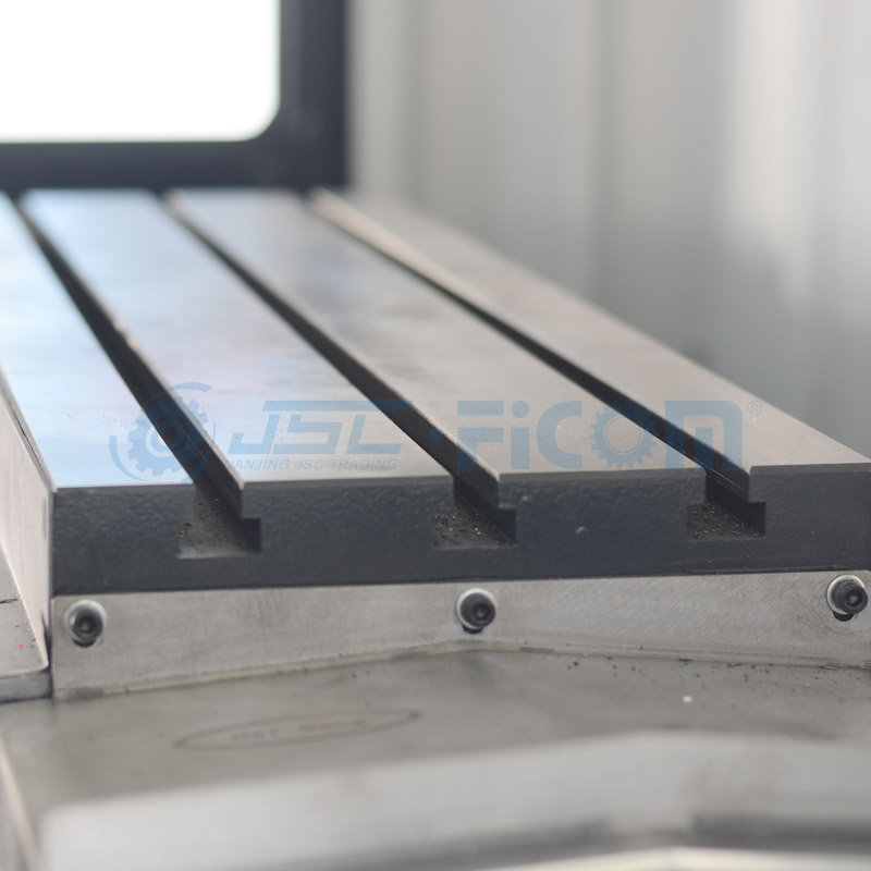 XH7126 Machining Center