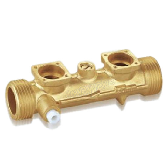 Tubo de base de latón del metro de agua del calor ultrasónico de la fábrica