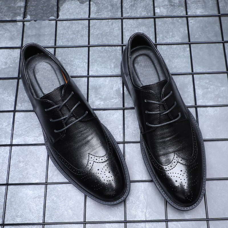 Dress shoes and Oxford men shoes Leather Fashionable lightweight Zapatos de hombre de negocios