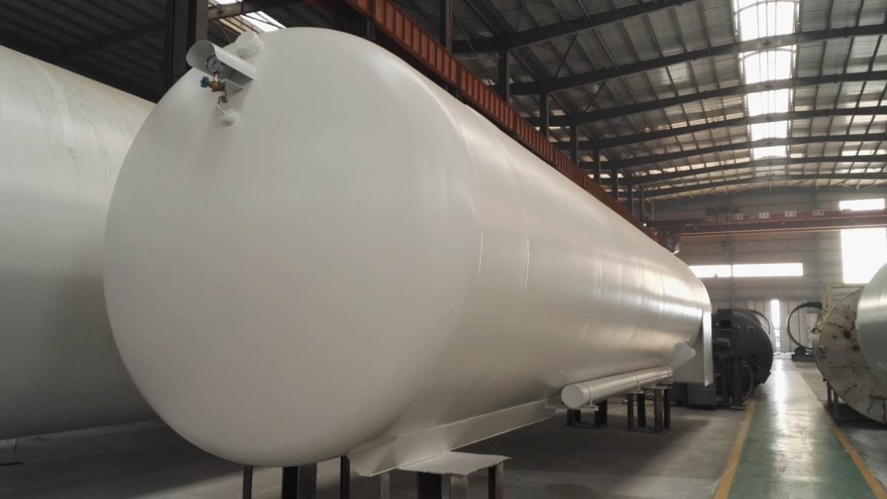 35m3 lorry tanker body (2) Кузов автоцистерны 35м3 (2)