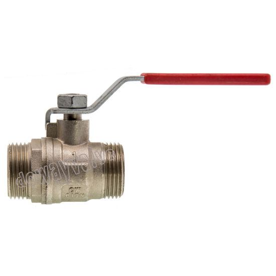Válvula de bola de latón de diseño ligero con mango de acero Dw261