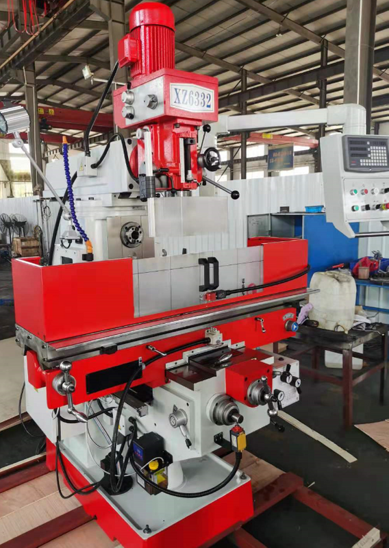 XZ6332 UNIVERSAL MILLING MACHINE 