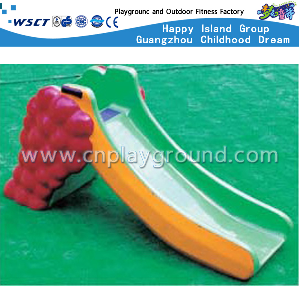 Diapositiva de la combinación plástica de la uva y del plátano de la guardería pequeña al aire libre Patio del niño pequeño (M11-09809)