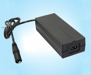 29.4V5A 電動輪椅充電器、FY2905000