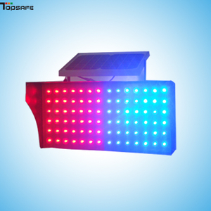 Solar LED traffic blinker