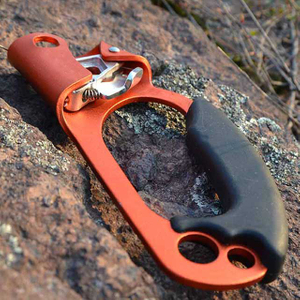 Hand type rope device