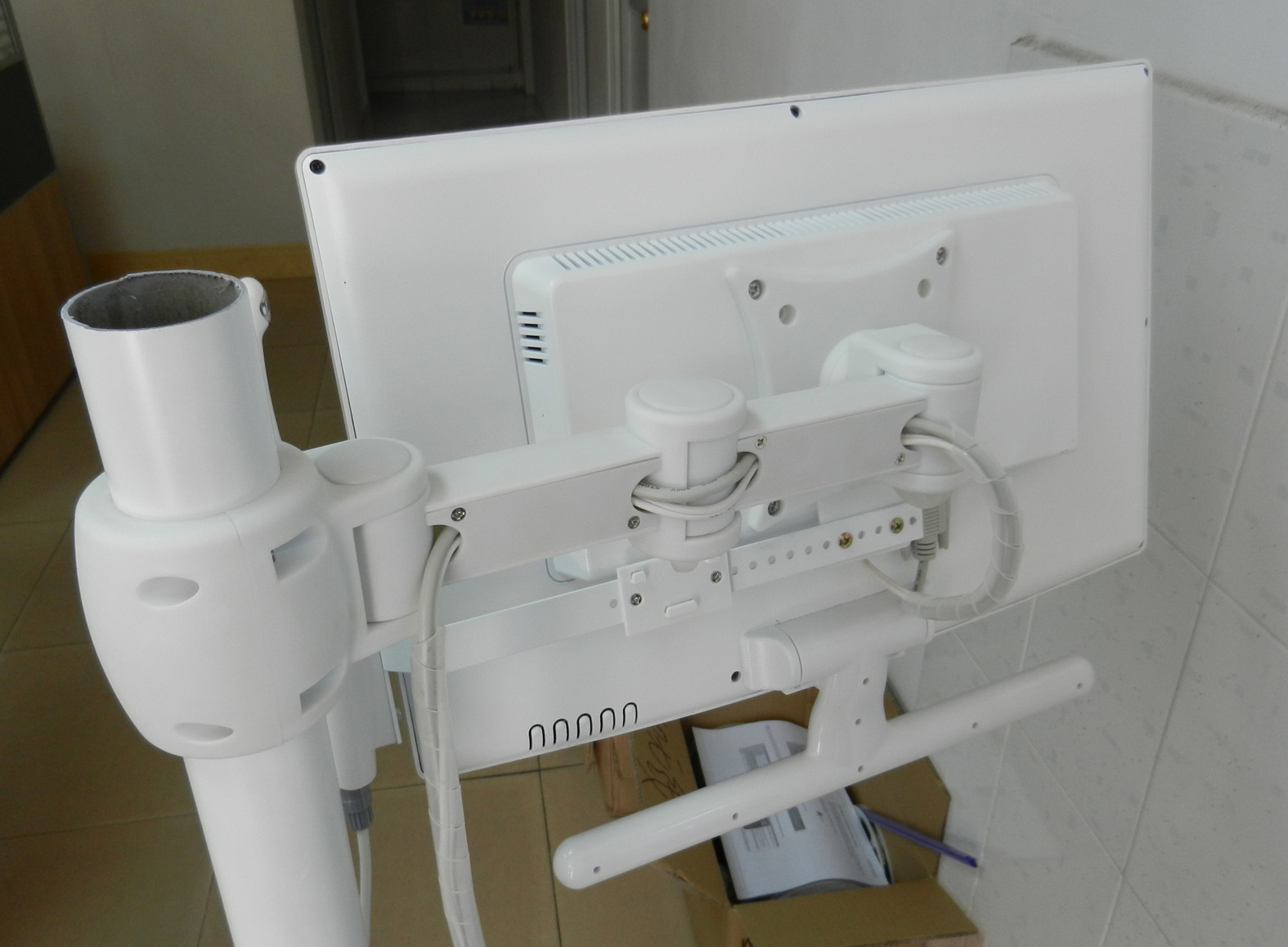Dental Arm for Intraoral Camera / LCD Monitor to Dental Unit Monitor Holder