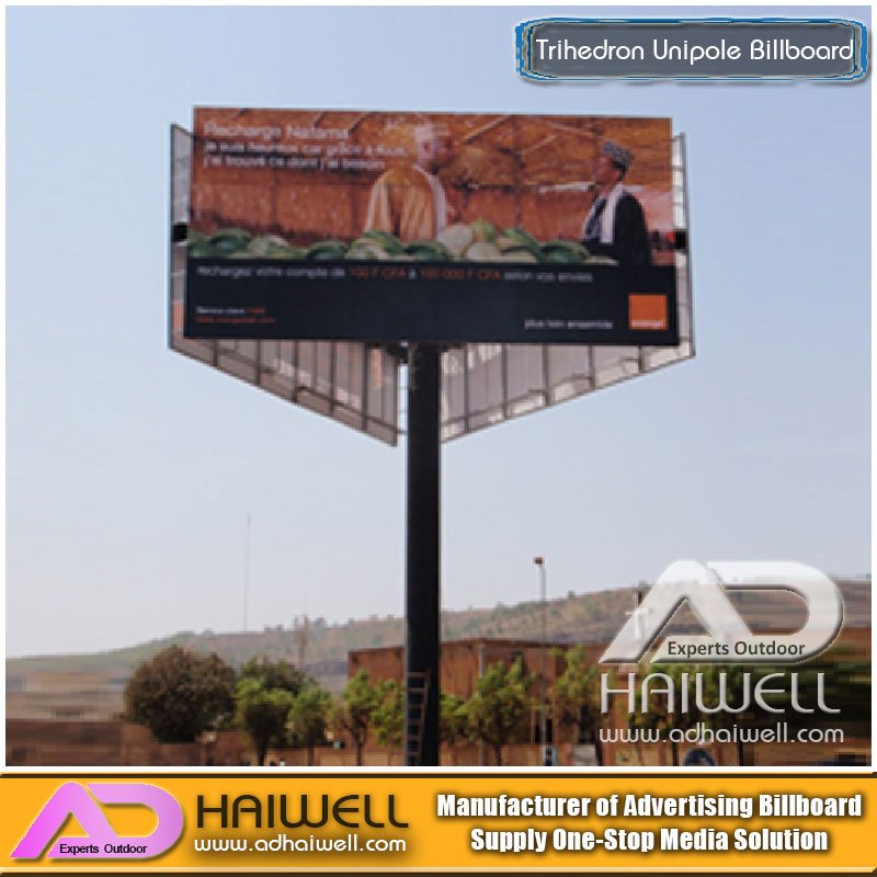 High-Way Trihedron Unipole Werbung Plakatbau zum Verkauf