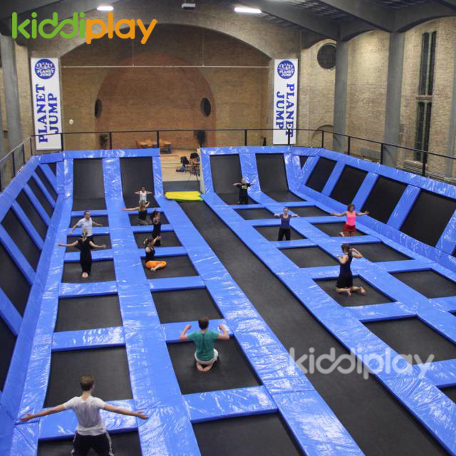 kiddipay大型蹦床公园超级儿童成人健身蹦蹦床游乐园设备
