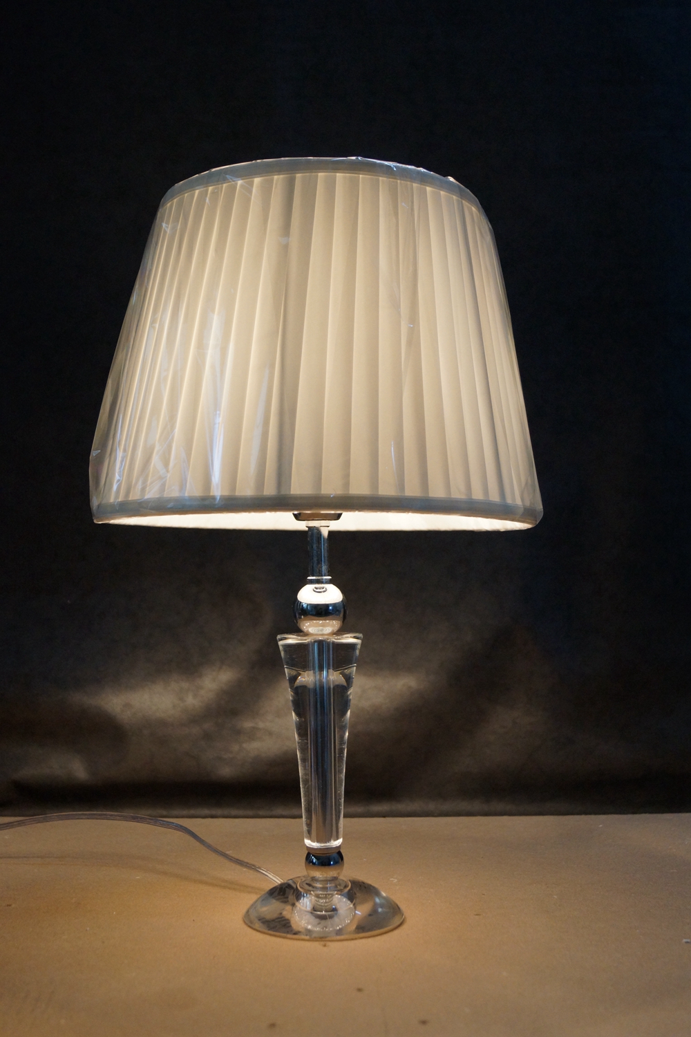 Современная хрустальная настольная лампа с тканевым абажуром (KATL1526)