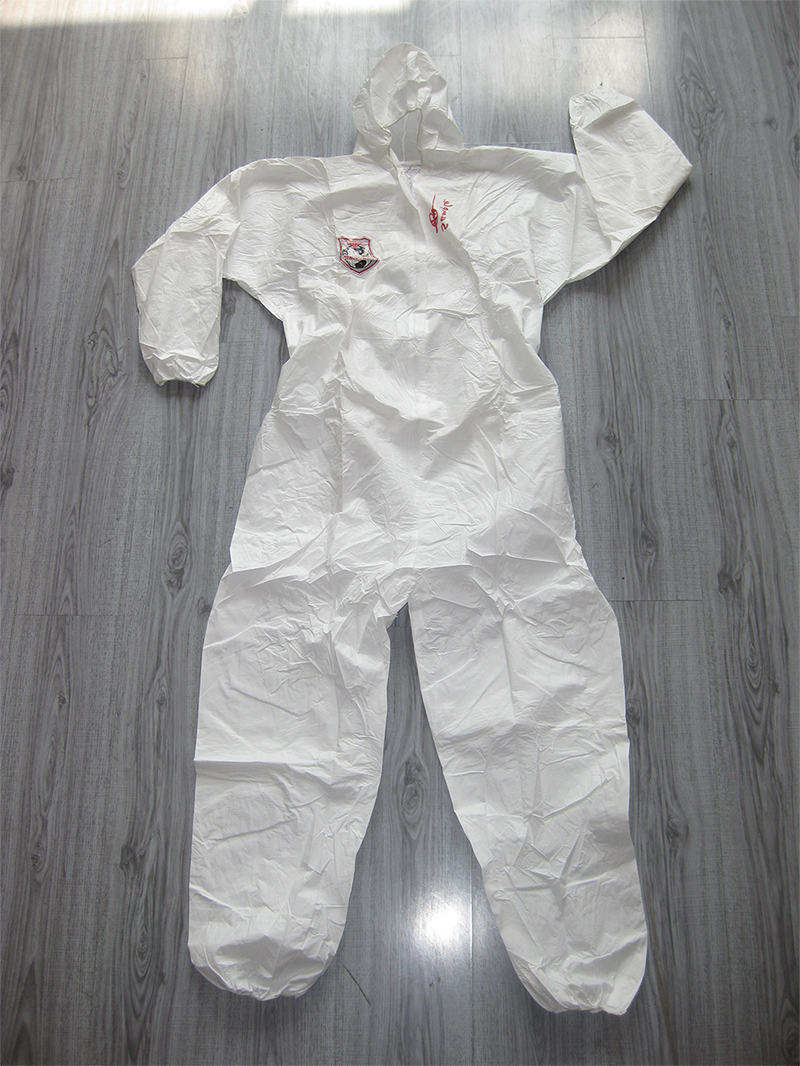 Tyvek Disposable protective work coverall