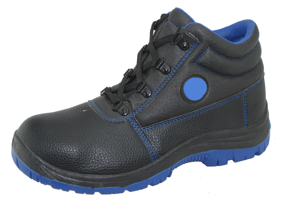 New style PVC injection factory wholesale safety shoes