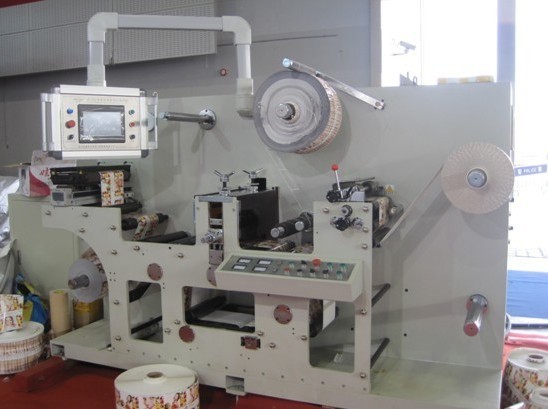 Máquina que corta con tintas de la escritura de la etiqueta semirrotatoria rotatoria