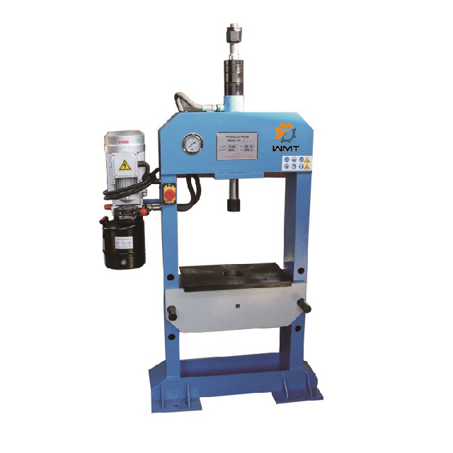 HP-20 WMT CNC 200 Ton Hydraulic Press