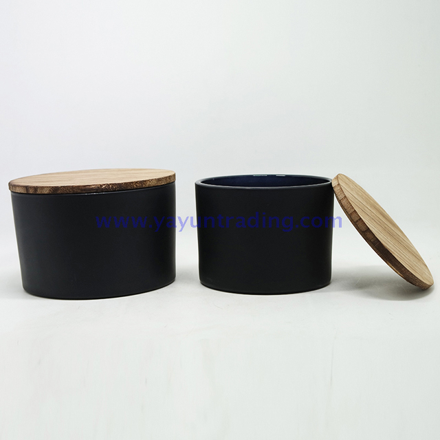 2019 frosted glass candle cup with sealed wooden lid