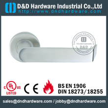 Aço inoxidável novo modelo moderno design sólido maçaneta da porta do metal - DDSH109