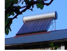 Calentador de agua solar de tubo de vacío residencial de 100L