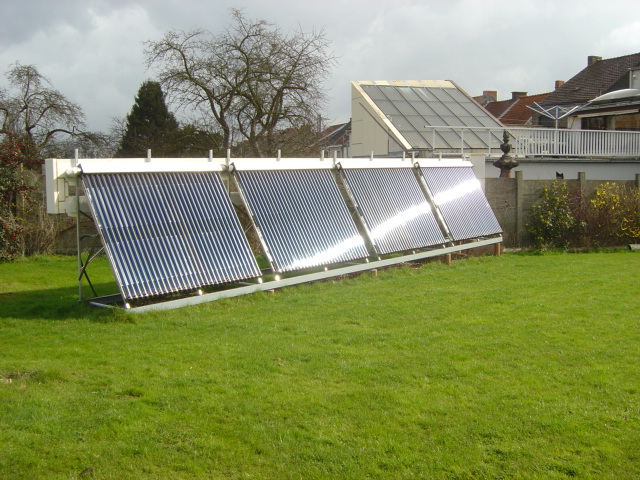 Calentador de agua solar de tubo de calor comercial al aire libre