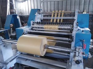 Type horizontal machine de papier de fente et de rebobinage