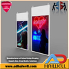 Exhibición de medios de señalización digital de pantalla LCD ultra delgada de doble cara colgante