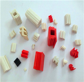 Rubber stopper plugs