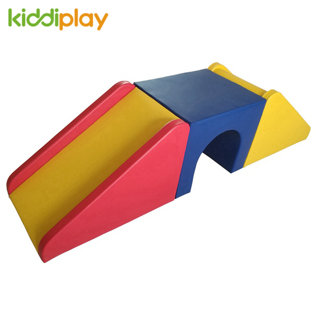 早教中心软体组合滑梯儿童游戏玩具拱桥软包爬滑运动组合