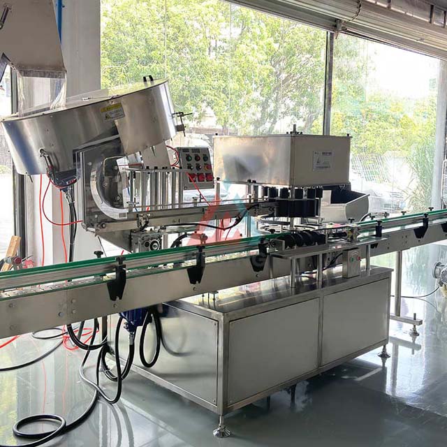 Машина за затварање