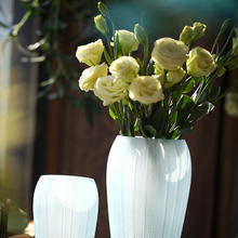 Hot Selling Lantern Shaped Frosted Glass Vase for The Art of Inserting Flowers 