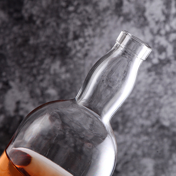 700ml High End Liquor Wine Glass Bottle 