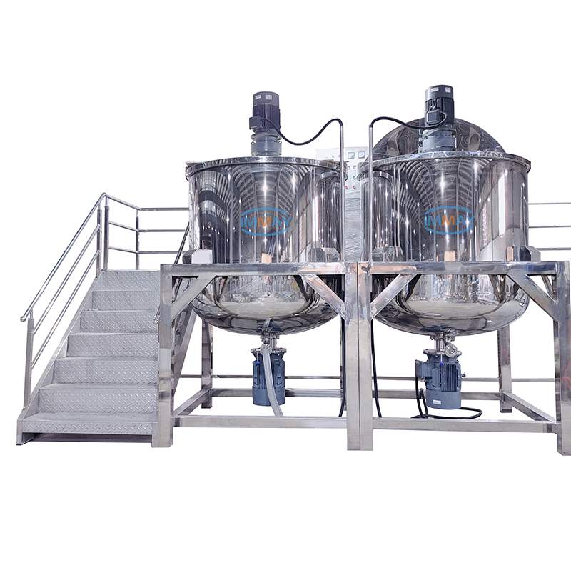 M&aacute;quina de fabricaci&oacute;n de l&iacute;quido lavavajillas.